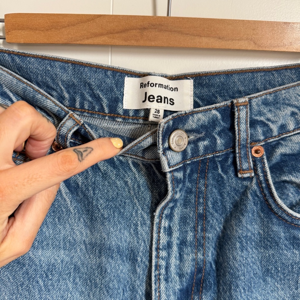 Reformation Cary High-Rise Slouchy Jeans in “Colorado” - Picture 3 of 7